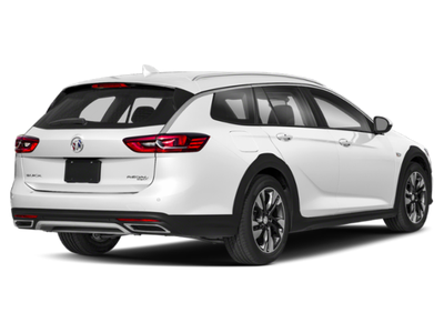 2018 Buick Regal TourX Essence