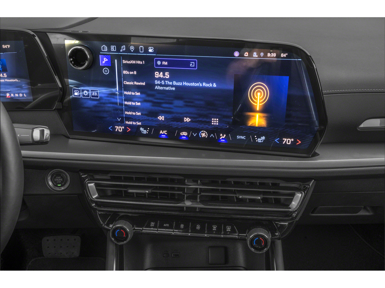 2024 Chevrolet Traverse Base