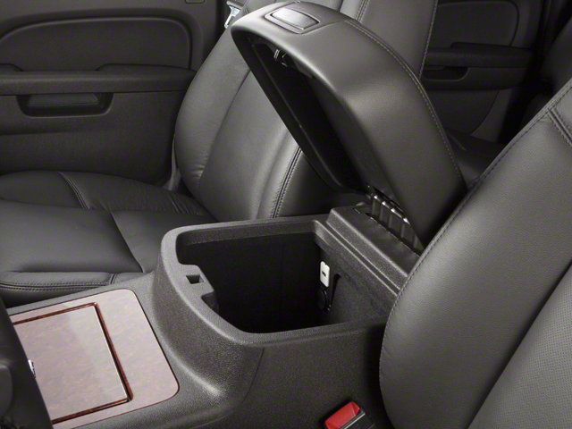 2011 Chevrolet Suburban Base