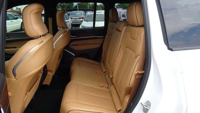 2023 Jeep Grand Cherokee Summit