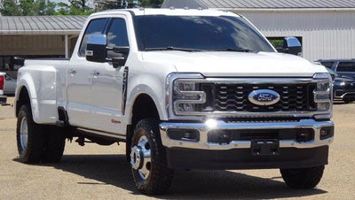2026 Ford Super Duty F-350 DRW Base