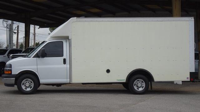 2022 Chevrolet Express Cutaway 3500 Base
