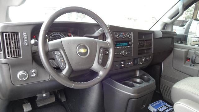 2022 Chevrolet Express Cutaway 3500 Base