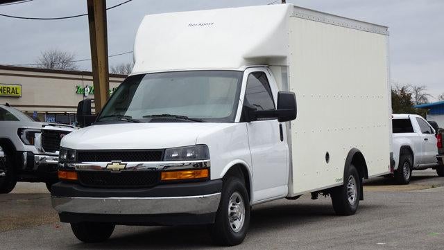 2022 Chevrolet Express Cutaway 3500 Base
