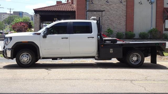 2024 GMC Sierra 3500 HD Chassis Cab Pro