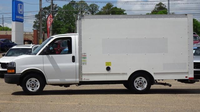 2019 GMC Savana Cutaway 3500 Base