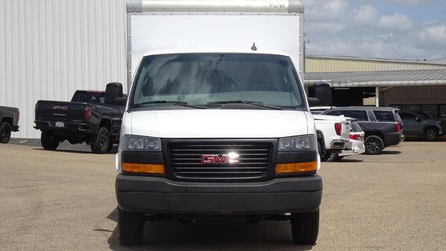 2019 GMC Savana Cutaway 3500 Base