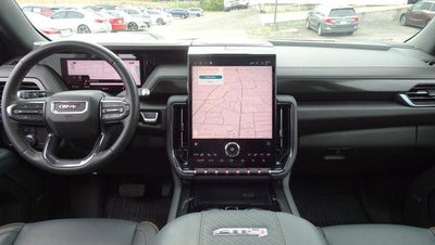 2025 GMC Yukon AT4