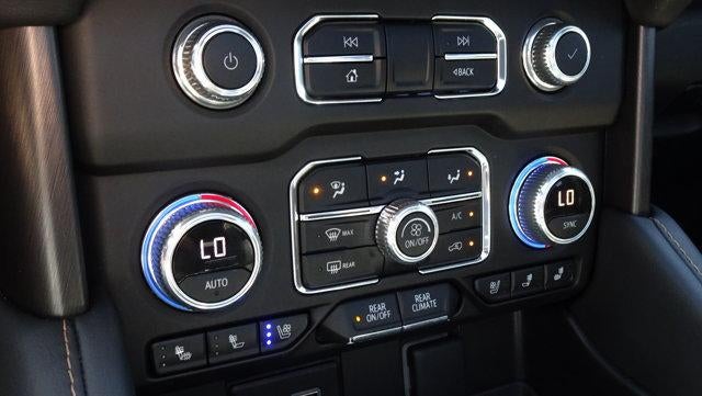 2023 GMC Yukon XL AT4