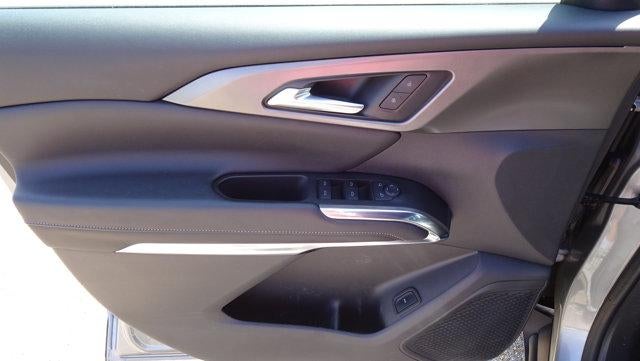 2024 Chevrolet Traverse LS