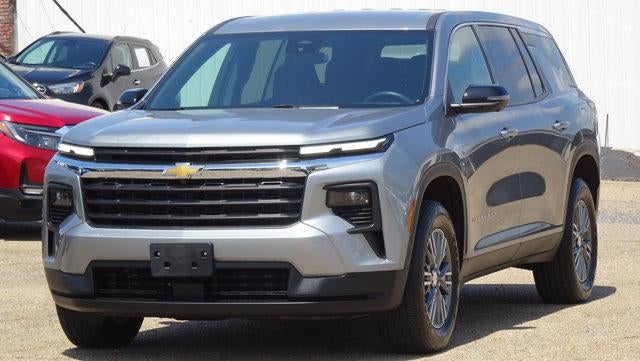 2024 Chevrolet Traverse LS