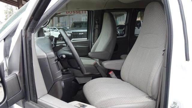 2015 Chevrolet Express Passenger 2500 LS