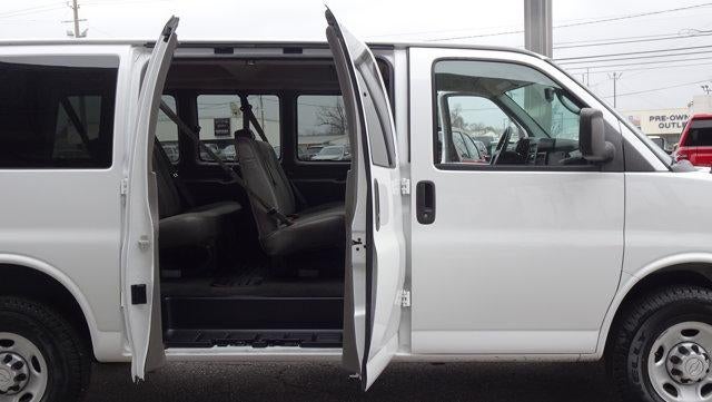 2015 Chevrolet Express Passenger 2500 LS