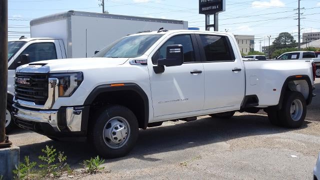 2026 GMC Sierra 4WD Crew Cab Long Box DRW Pro's photo