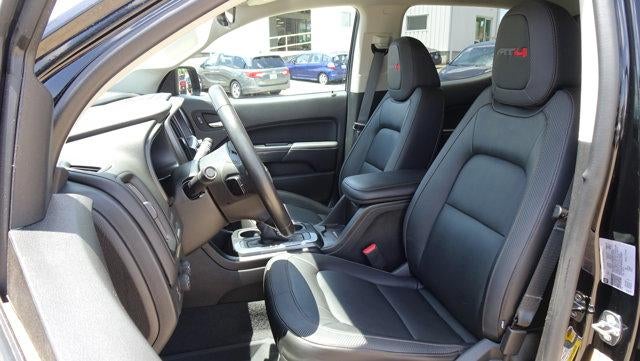 2022 GMC Canyon 4WD AT4 w/Leather
