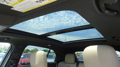 2024 Cadillac XT4 FWD Premium Luxury