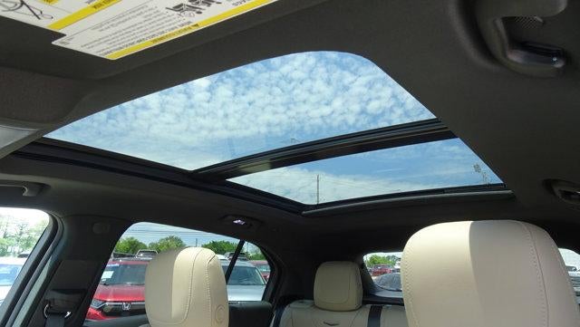 2024 Cadillac XT4 FWD Premium Luxury