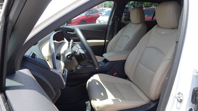 2024 Cadillac XT4 FWD Premium Luxury