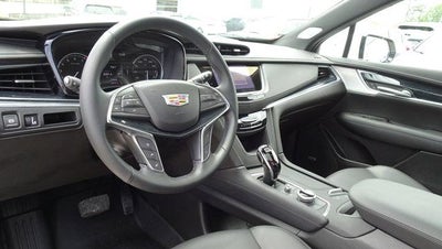 2025 Cadillac XT5 FWD Premium Luxury