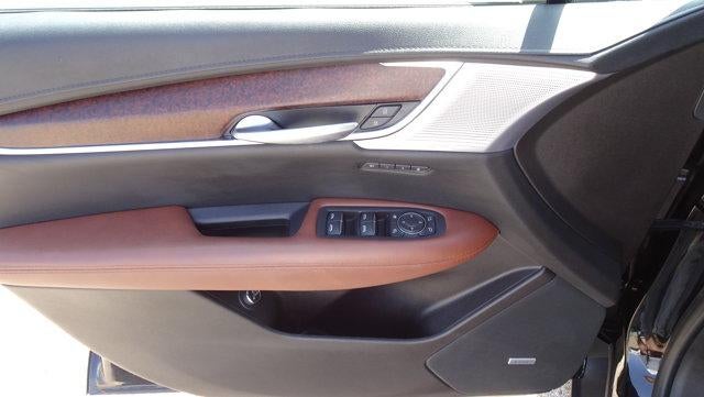 2023 Cadillac XT5 AWD Sport
