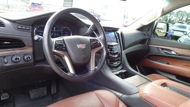 2016 Cadillac Escalade Luxury Collection