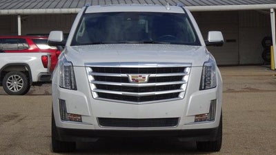 2016 Cadillac Escalade Luxury Collection