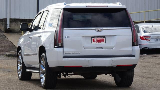 2016 Cadillac Escalade Luxury Collection