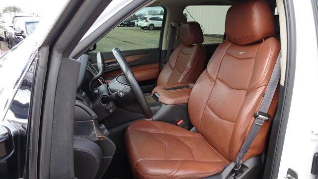 2016 Cadillac Escalade Luxury Collection