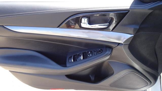 2023 Nissan Maxima SV