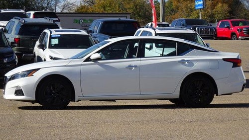 2022 Nissan Altima 2.5 S