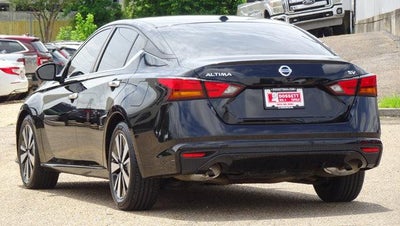 2022 Nissan Altima 2.5 SV