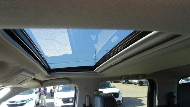 2024 Nissan Frontier SL