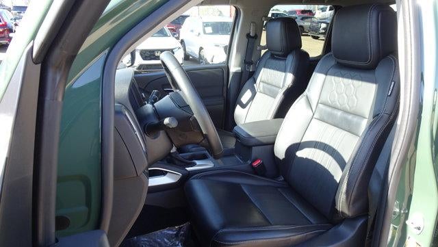 2024 Nissan Frontier SL