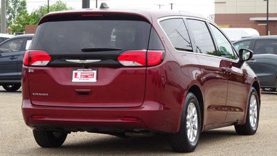 2023 Chrysler Voyager LX
