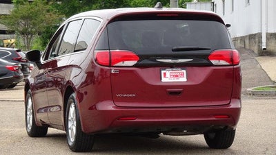 2023 Chrysler Voyager LX