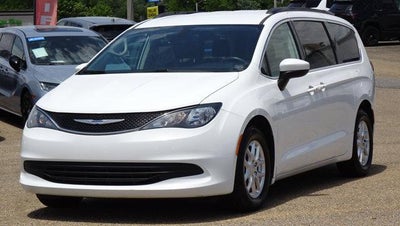 2020 Chrysler Voyager LXI