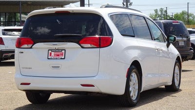 2020 Chrysler Voyager LXI