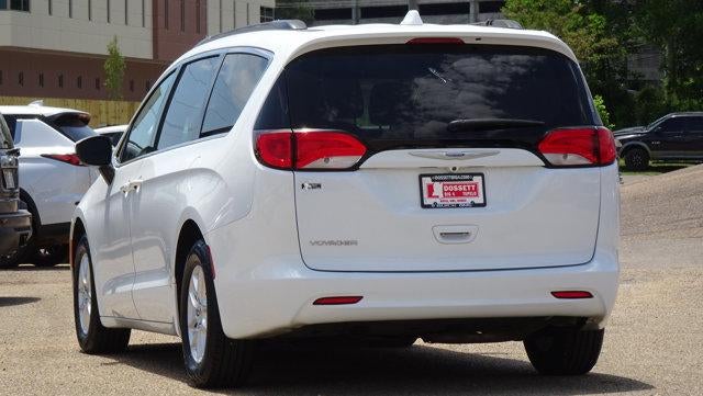 2020 Chrysler Voyager LXI