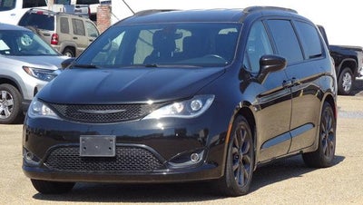 2018 Chrysler Pacifica Touring L Plus