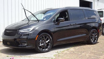 2021 Chrysler Pacifica Touring