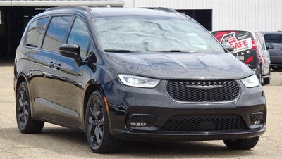 2021 Chrysler Pacifica Touring