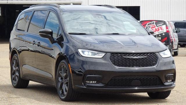 2021 Chrysler Pacifica Touring