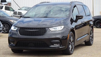 2021 Chrysler Pacifica Touring
