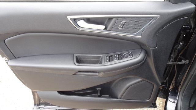 2024 Ford Edge Base