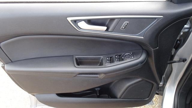 2024 Ford Edge Base