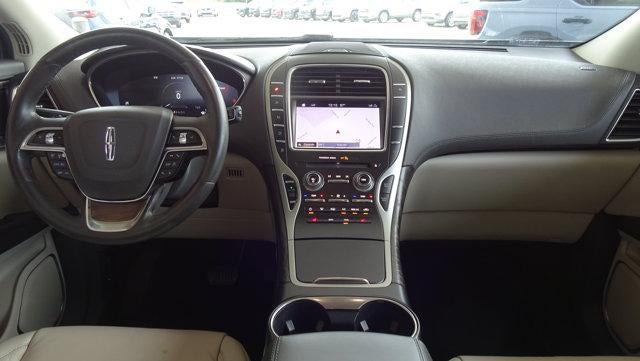 2019 Lincoln Nautilus Select