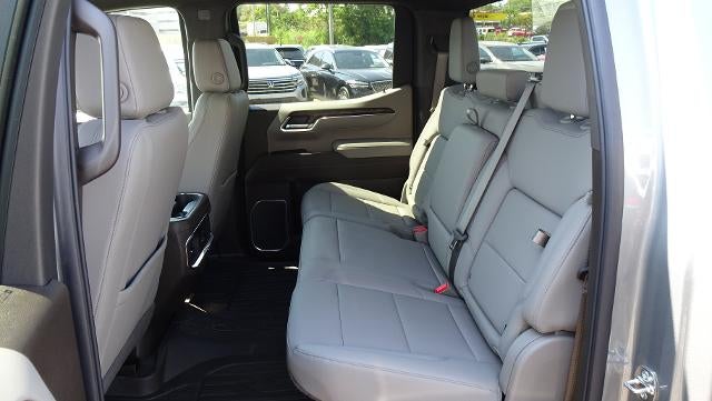 2026 GMC Sierra 1500 SLT - Photo 7