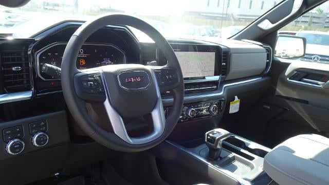 2026 GMC Sierra 1500 SLT - Photo 9