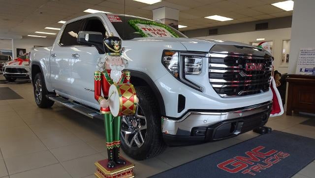 2026 GMC Sierra 1500 SLT