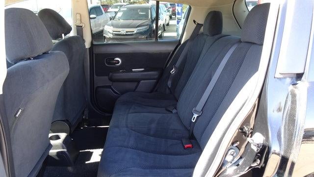 2011 Nissan Versa 1.8 S